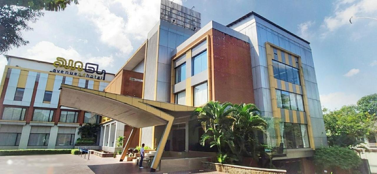 Avenue 64 Hotel Yangon Exteriör bild